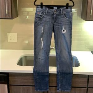 Hudson. Distressed Jeans. Size 27.
